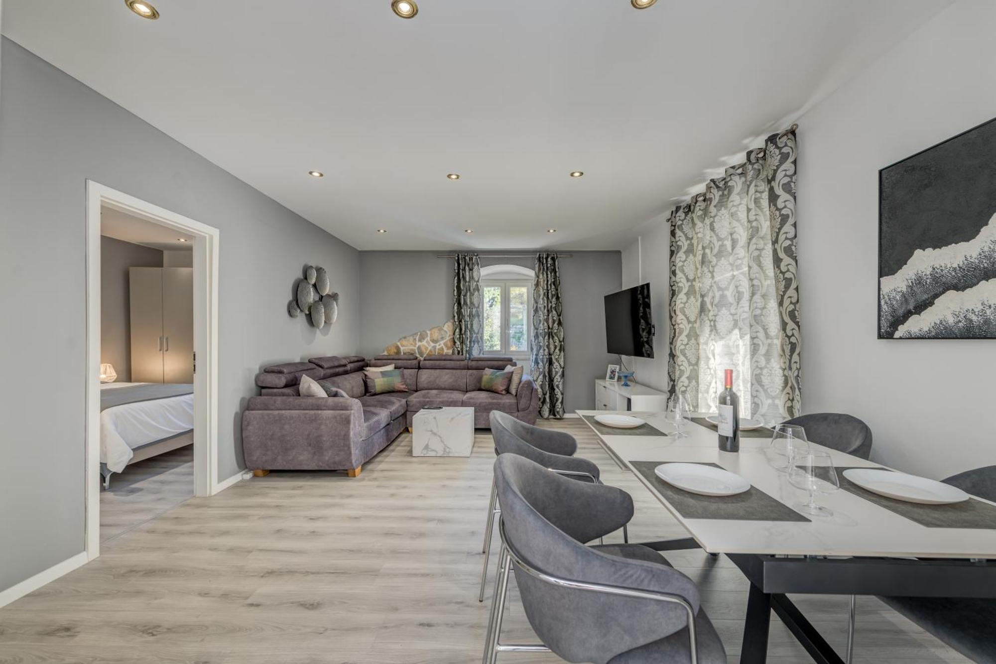 Terrace Suites-split Apartment *